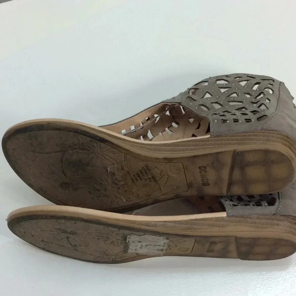 BONGO Flat Sandals with Rhinestones Size 10 - Picture 6 of 8